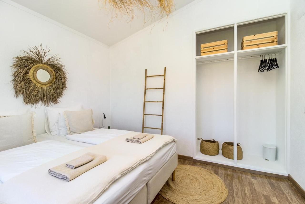 Hostel Ocean House - Ribeira D'Ilhas Ericeira Zewnętrze zdjęcie